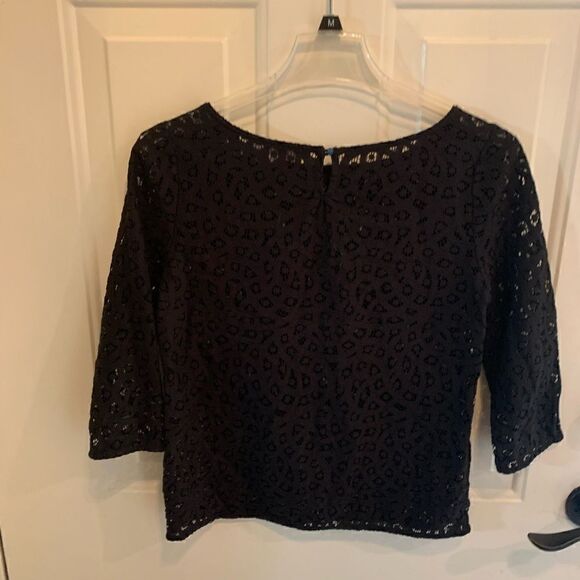 The Loft Navy lace 3/4 sleeve top w/button in back size XS - Picture 5 of 5